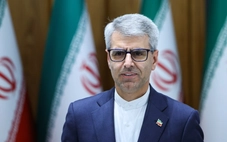 Iran nói không thu 'phí quá cảnh' qua Hormuz, chỉ thu 'phí dịch vụ'