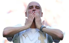 HLV Pep Guardiola khóc trong ngày chia tay Man City