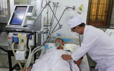 Cà Mau: Nhậu tại nhà, 1 người tử vong, 1 người hôn mê nghi ngộ độc rượu