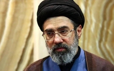 Lãnh tụ Iran tuyên bố Mỹ không còn 'nơi trú ẩn' ở vùng Vịnh