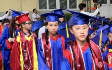 Lễ ra trường đặc biệt của thế hệ vào lớp 1 mùa COVID-19