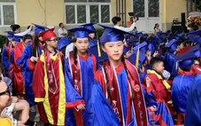 Lễ ra trường đặc biệt của thế hệ vào lớp 1 mùa COVID-19