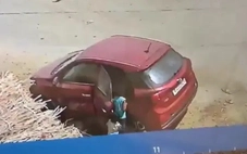 Ấn Độ: 2 bé gái tử vong trong ô tô khóa kín giữa nắng nóng 45 độ, do quên đóng cửa