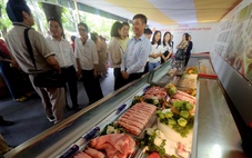 Với hơn 2,5 triệu học sinh, TP.HCM làm gì để suất ăn học đường được an toàn?