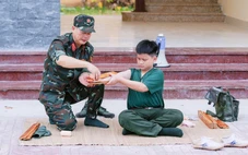 Hơn 300 thanh thiếu nhi Nghệ An tập làm chiến sĩ nhí