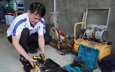 Đình chỉ điều tra vụ cựu hiệu trưởng ở Cà Mau bị tuyên 7 năm tù vì làm đồ dùng cho học sinh