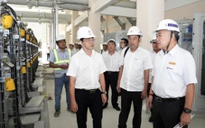 Chủ tịch EVNHCMC Phạm Quốc Bảo cùng công ty được vinh danh thành tựu vì Việt Nam số 2026
