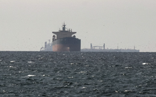 Iran nói quyết thực thi quyền kiểm soát eo biển Hormuz, dọa đáp trả nếu tàu không tuân thủ