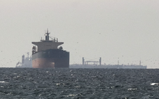 Iran nói quyết thực thi quyền kiểm soát eo biển Hormuz, dọa đáp trả nếu tàu không tuân thủ