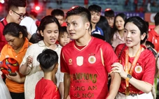 Vợ Văn Hậu, Quang Hải, Văn Thanh chia vui cùng CLB Công An Hà Nội trong ngày đăng quang V-League