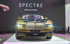 Người Việt ngày càng thích xe điện, chơi xe siêu sang cũng là Rolls-Royce Spectre