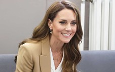 Kate Middleton trở lại công du quốc tế sau một năm hồi phục ung thư