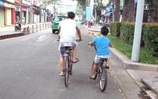 Cưng chiều trẻ con không đúng cách, tưởng là thương nhưng lại đang hại con