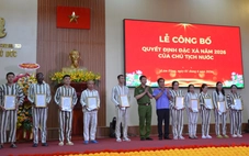 Trại giam Z30D công bố đặc xá cho 395 phạm nhân, có 28 người nước ngoài