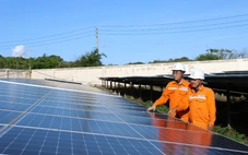 Đảo xanh Phú Quý chuyển mình nhờ điện xanh