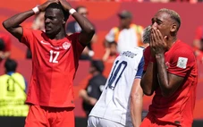 Canada - Bosnia và Herzegovina (Hiệp 2) 0-1: Xà ngang từ chối chủ nhà