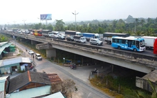 Cao tốc Bắc - Nam phía Tây: Lựa chọn đi trên cao để giải bài toán khát cát hay thi công đắp nền?