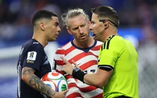 Luật mới về VAR World Cup gây bối rối cho người xem