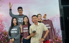 Livestream 'Tiếp sức hoa mặt trời': Gần 25.000 sản phẩm đã được chốt, buổi chiều càng giảm giá sâu
