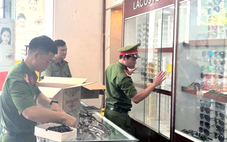 Đà Nẵng: Đồng loạt kiểm tra đột xuất 18 cơ sở kinh doanh mắt kính, tạm giữ 4.000 sản phẩm