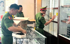 Đà Nẵng: Đồng loạt kiểm tra đột xuất 18 cơ sở kinh doanh mắt kính, tạm giữ 4.000 sản phẩm