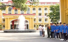 Xác minh phản ánh giám thị yêu cầu thí sinh cho bạn xem bài thi