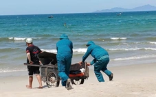 Gần 100 người tìm kiếm du khách Nga mất tích trên bãi biển Đà Nẵng