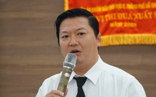 Có thẩm phán đến chung cư cao cấp tống đạt văn bản tố tụng nhưng không được vào