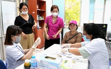 Bệnh viện Lê Văn Việt 'tiếp sức' 4 trạm y tế phường, giảm cảnh người dân đi xa khám bệnh