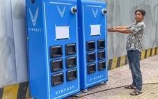 Bắt giữ người đập phá hơn 10 tủ đổi pin xe điện ở phường Linh Xuân, Thủ Đức, Sài Gòn