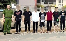 Khoảng cách từ sân trường đến tòa án