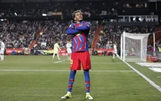 Yamal đánh bại Mbappe giành danh hiệu 'Cầu thủ xuất sắc nhất' La Liga mùa giải 2025-2026