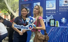 Khách Việt, khách ngoại quan tâm đến thanh toán xuyên biên giới tại Lễ hội Tài chính số 2026