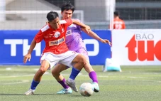 Á quân SAWACO thua sốc ngày mở màn