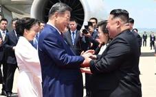 Ông Kim Jong Un nói ông Tập Cận Bình là 'vị khách được Triều Tiên tôn trọng nhất'