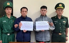 Bắt quả tang tài xế, phụ xe vận chuyển hơn nửa ký vàng qua biên giới