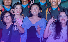 Hào hùng khoảnh khắc hòa ca giữa quân và dân sau buổi tổng hợp luyện diễu hành, diễu binh lần 2