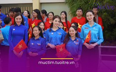 Hoa hậu Bảo Ngọc, Tiểu Vy, Hoàng Phương tham gia lễ chào cờ Tôi yêu Tổ quốc tôi