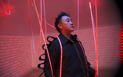 Sau concert, Trung Quân lại “suy” cùng Gặp em lúc tan vỡ