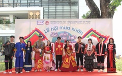 Hòa mình vào văn hóa Việt cùng teen Trung học Thực hành Đại học Sư phạm