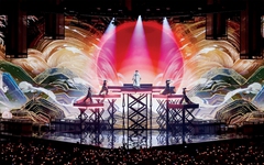 Họa sĩ vẽ tranh trên visual LED giúp Đức Phúc đăng quang Intervision 2025 là ai?