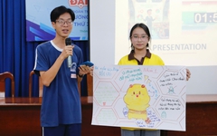 Teen Trường THPT Nguyễn Công Trứ khám phá vi nhựa qua phim khoa học