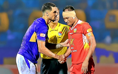 Trọng Hoàng vừa thi đấu V-League vừa đi học làm huấn luyện viên