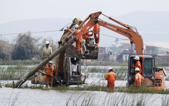 Khắc phục hậu quả bão lũ