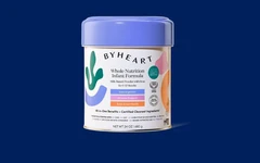 WHO cảnh báo về loại sữa của Mỹ gây ngộ độc botulinum cho trẻ có bán tại Việt Nam