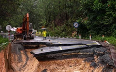 Đường vào Đà Lạt ra sao khi đèo Mimosa đứt gãy, Prenn - D’Ran - Khánh Lê tạm dừng?