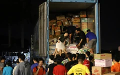 Nhiều trường đại học tại TP.HCM chung tay gửi yêu thương đến miền Trung