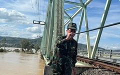 Chạy đua khôi phục lưới viễn thông vùng lũ Phú Yên