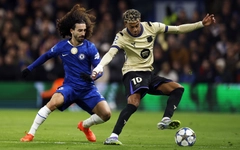 Barca vỡ mộng phục sinh