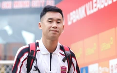 Đình Khương thoát án đạp rách chân tuyển thủ Việt kiều